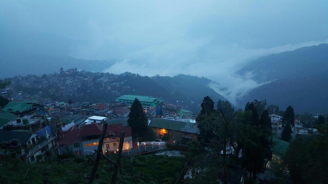 Hotel Taktsang Darjeeling Darjeeling  Buitenkant foto